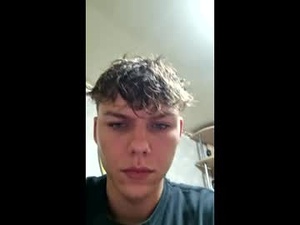 Screenshot from hot_boy_2002_ webcams