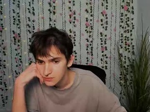 Screenshot from hot_dominic_ webcams
