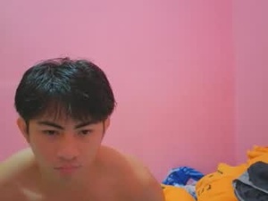 Screenshot from hot_guy380337 webcams