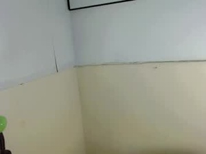 Screenshot from hot_impress webcams