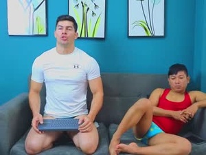 Screenshot from hotfuckers4uu webcams