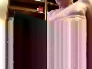 Screenshot from hotsilverdady webcams