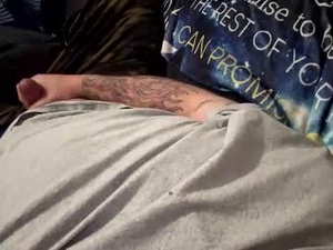 Screenshot from hulk1148 webcams