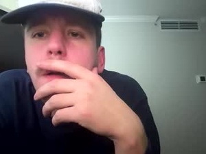 Screenshot from hungjohn222 webcams