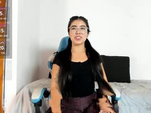 Screenshot from iam_eli09 webcams