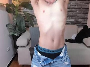 Screenshot from ian_lombardi webcams