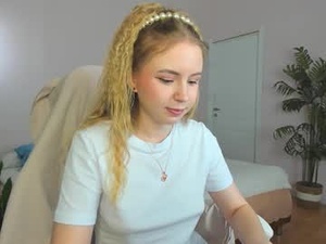 Screenshot from ida_lewiss webcams