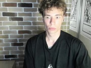 Screenshot from idkiww webcams