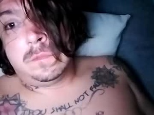 Screenshot from idkwatchmeiguess webcams