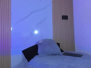 Screenshot from im_xandersmith webcams