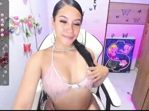 Screenshot from imcharlot_ webcams