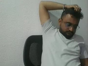 Screenshot from indian1433 webcams