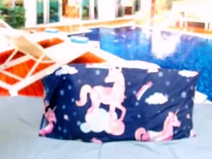 Screenshot from indianmagicmike69 webcams