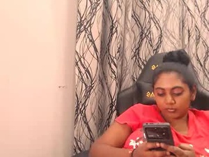 Screenshot from indianruby21 webcams