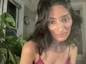 Screenshot from indiantransgirlillinois webcams