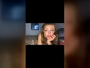 Screenshot from ira_lillith_ webcams