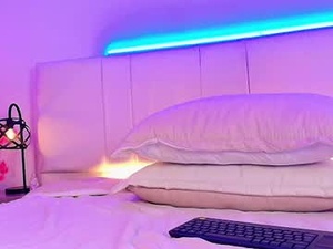 Screenshot from isacuper_ webcams