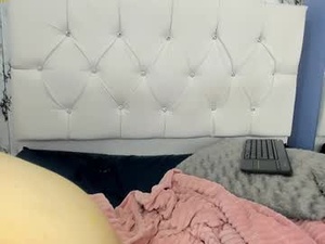 Screenshot from isara_kiss webcams