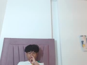 Screenshot from ivone_rose_ webcams