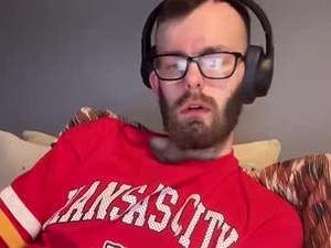 Screenshot from j_ddog webcams
