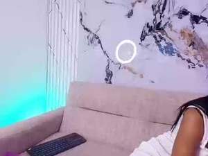 Screenshot from jadegolden_ webcams