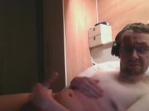 Screenshot from jademilan83 webcams