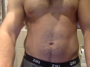 Screenshot from jameshorny010 webcams