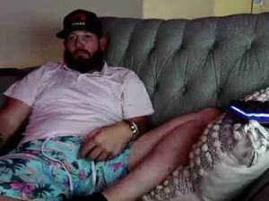Screenshot from jamesivory195 webcams