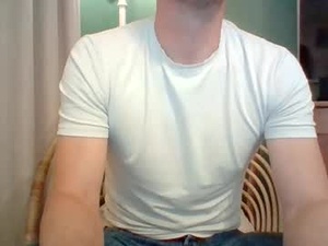 Screenshot from jameswxxx1818 webcams