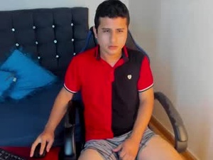 Screenshot from jasper_criso webcams