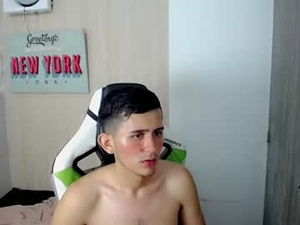 Screenshot from jaxblue_x webcams