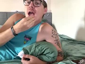 Screenshot from jaydubious webcams