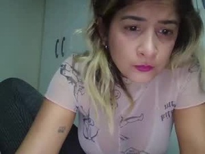 Screenshot from jazmincita_ webcams