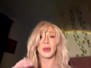 Screenshot from jennagargles webcams