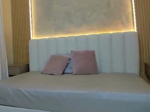 Screenshot from jenni_foxx webcams