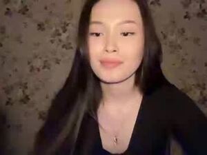 Screenshot from jennie_yung webcams