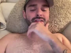 Screenshot from jessndjay1992 webcams