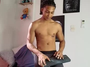 Screenshot from jhay_wheeler777 webcams