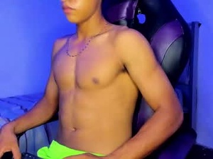 Screenshot from jhos_smith webcams
