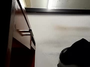 Screenshot from jhosuamoore2 webcams