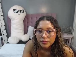 Screenshot from jimena_bell webcams