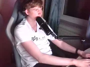 Screenshot from joel_lub11 webcams