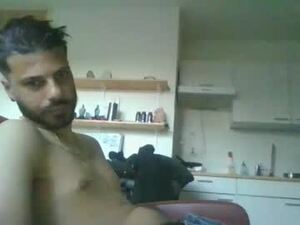 Screenshot from joellytriest webcams
