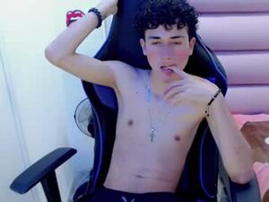 Screenshot from johnny_cagee webcams
