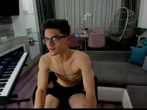 Screenshot from johnnyk8 webcams