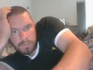 Screenshot from johnoshaw1984 webcams