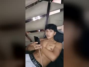 Screenshot from jos_hua15 webcams