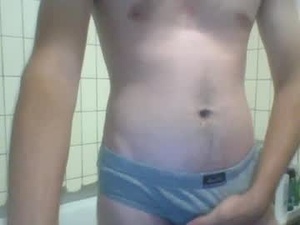 Screenshot from joxy786645 webcams