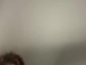 Screenshot from jslutty_3 webcams
