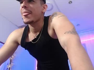 Screenshot from juan023_ webcams